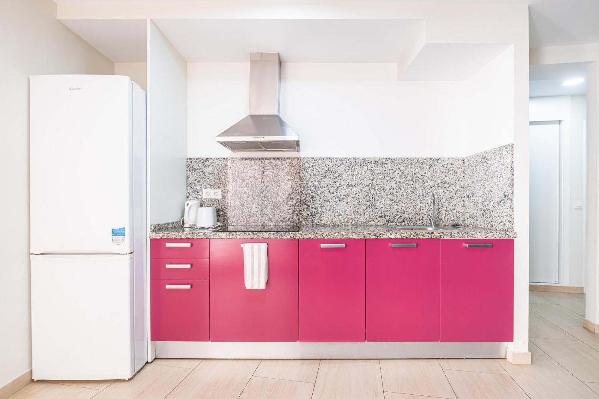 Apartamentos La Rosita Old Town Benidorm Phòng bức ảnh